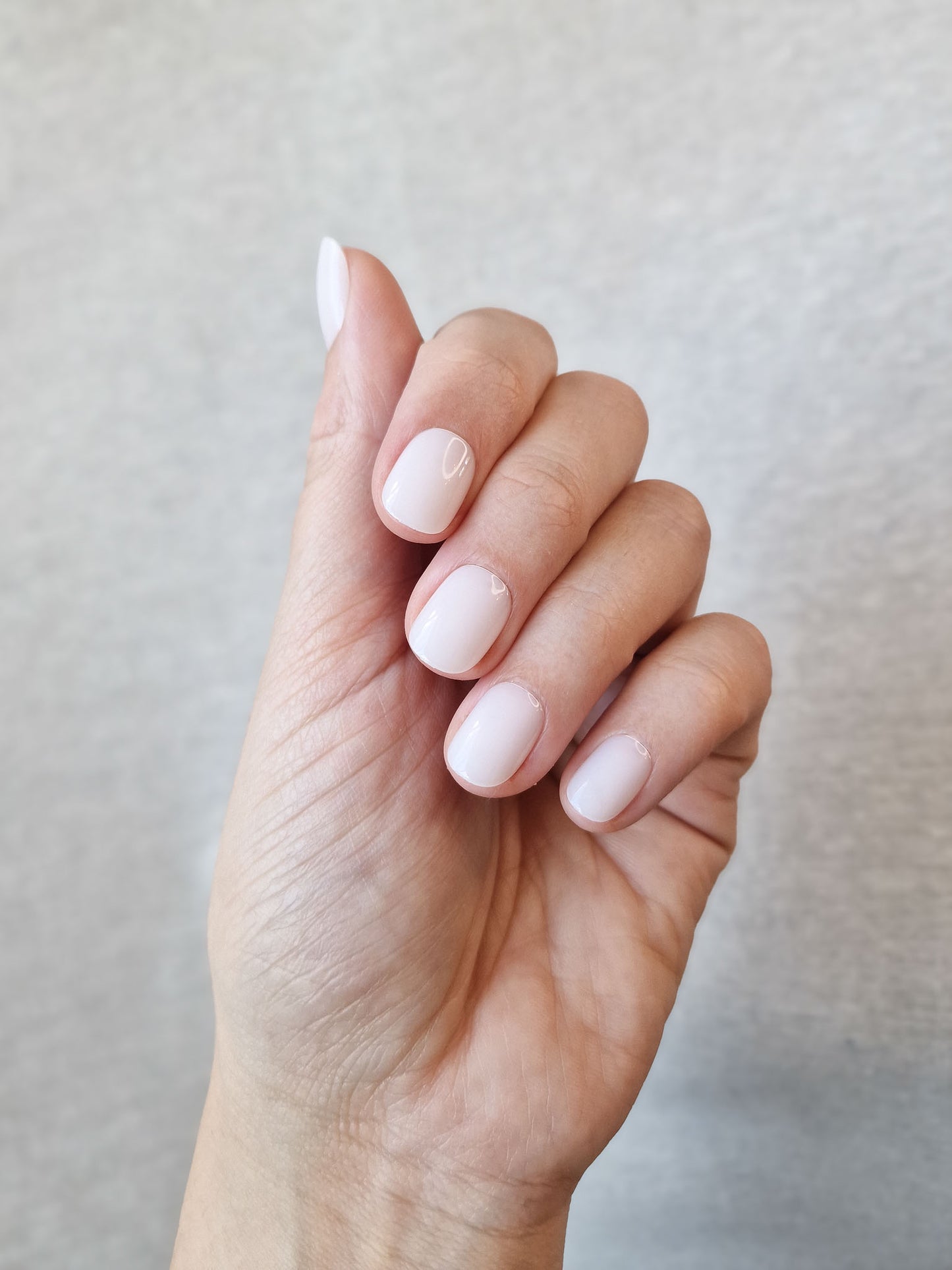 Cloud Dancer - Extra Short Squoval - Press-Ons