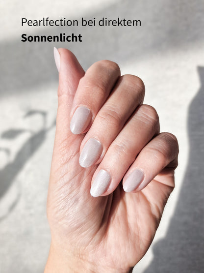 Pearlfection - Short Oval - Velvet Press-Ons