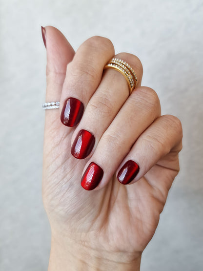 Ruby Rush - Extra Short Squoval - Cat Eye Press-Ons