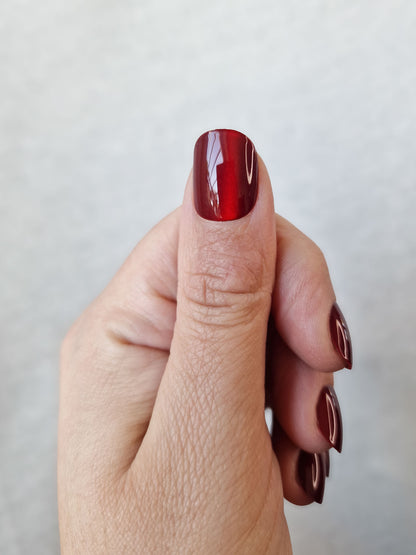 Ruby Rush - Extra Short Squoval - Cat Eye Press-Ons
