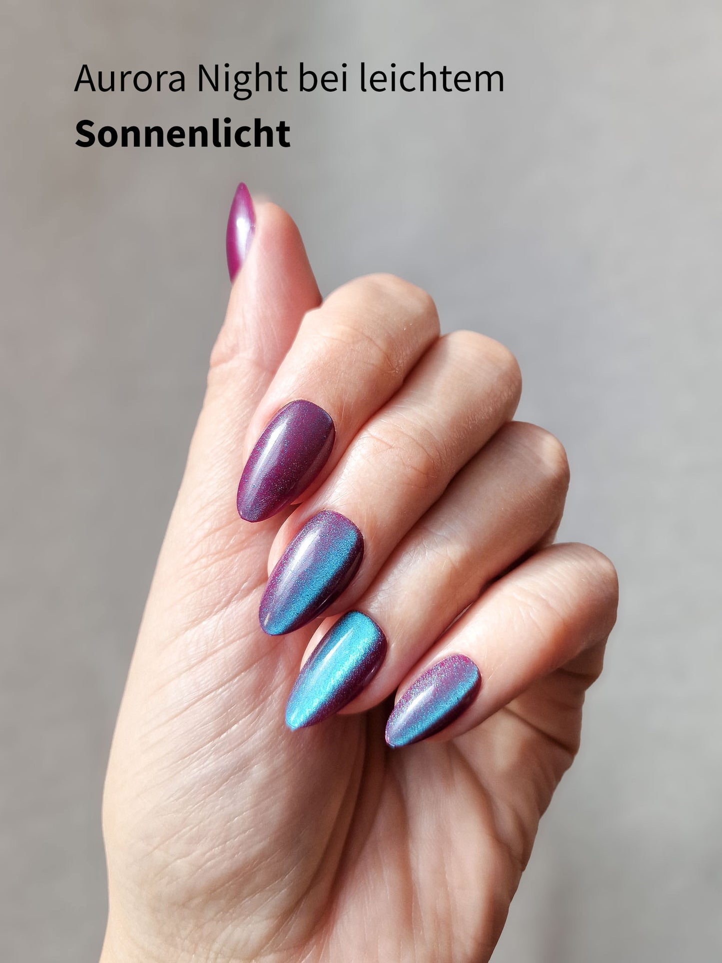 Aurora Night - Short Almond - Cat Eye Press-Ons