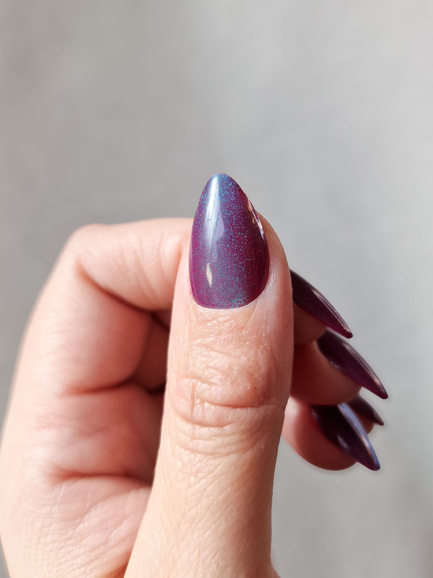 Aurora Night - Short Almond - Cat Eye Press-Ons