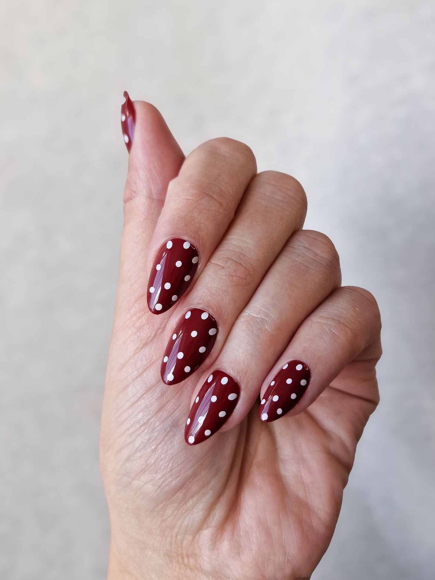 Rebel Dot - Short Almond - Press-Ons