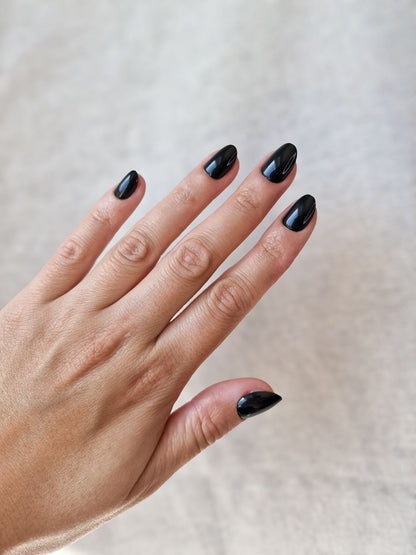 Blackout - Short Oval - Press-Ons
