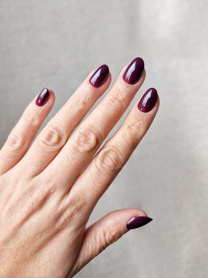 Berry Bold - Short Oval - Press-Ons