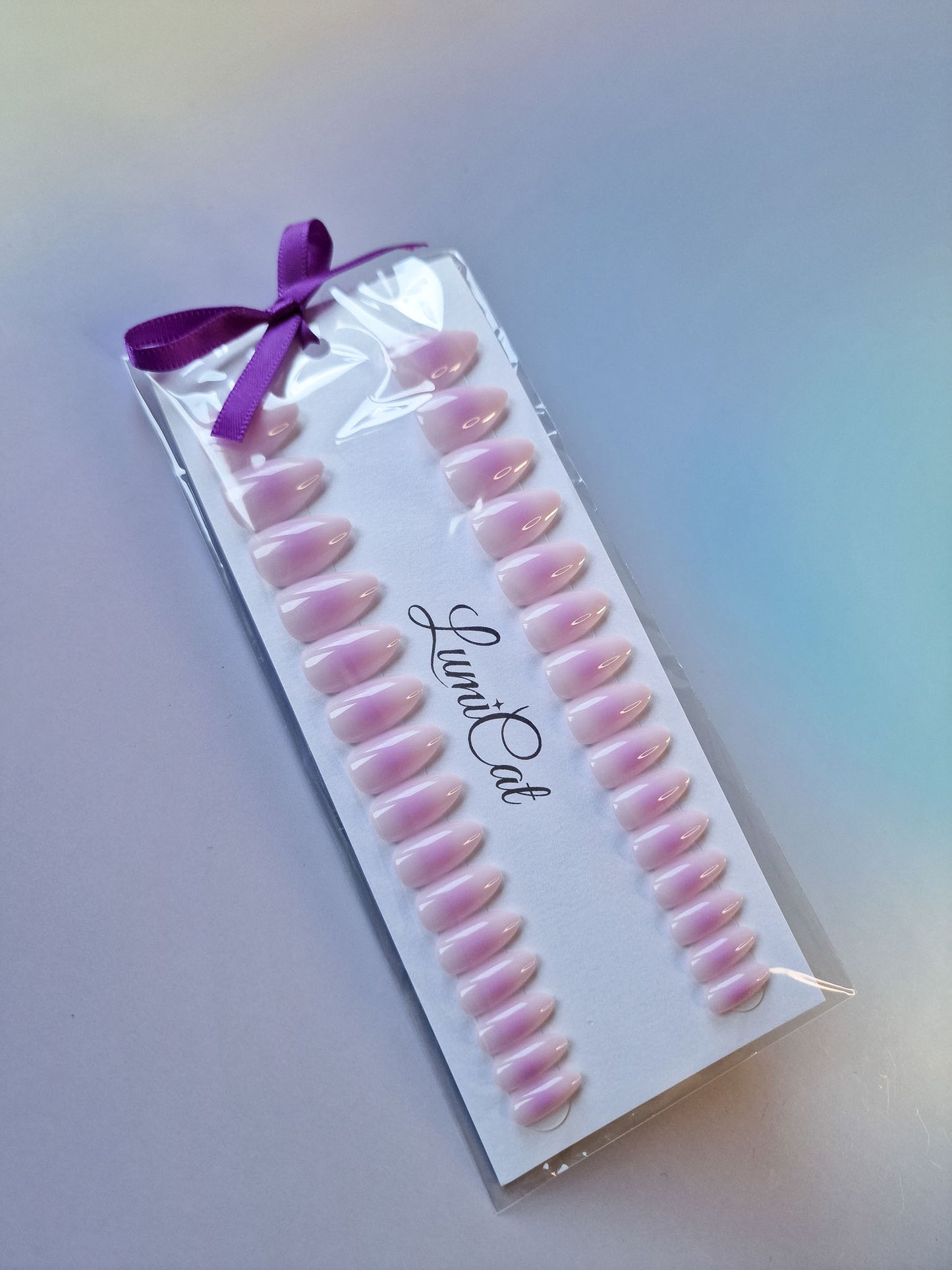 Aura Lilac - Short Almond - Press-Ons