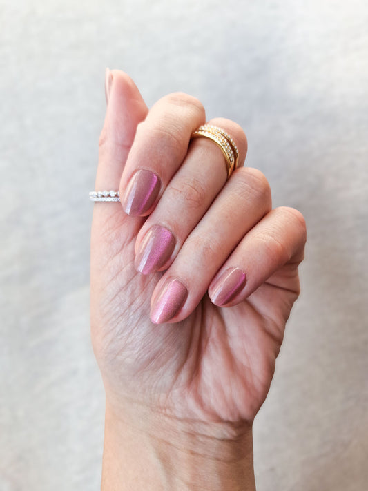 Rosewood Romance - Short Oval - Velvet Cat Eye Press-Ons