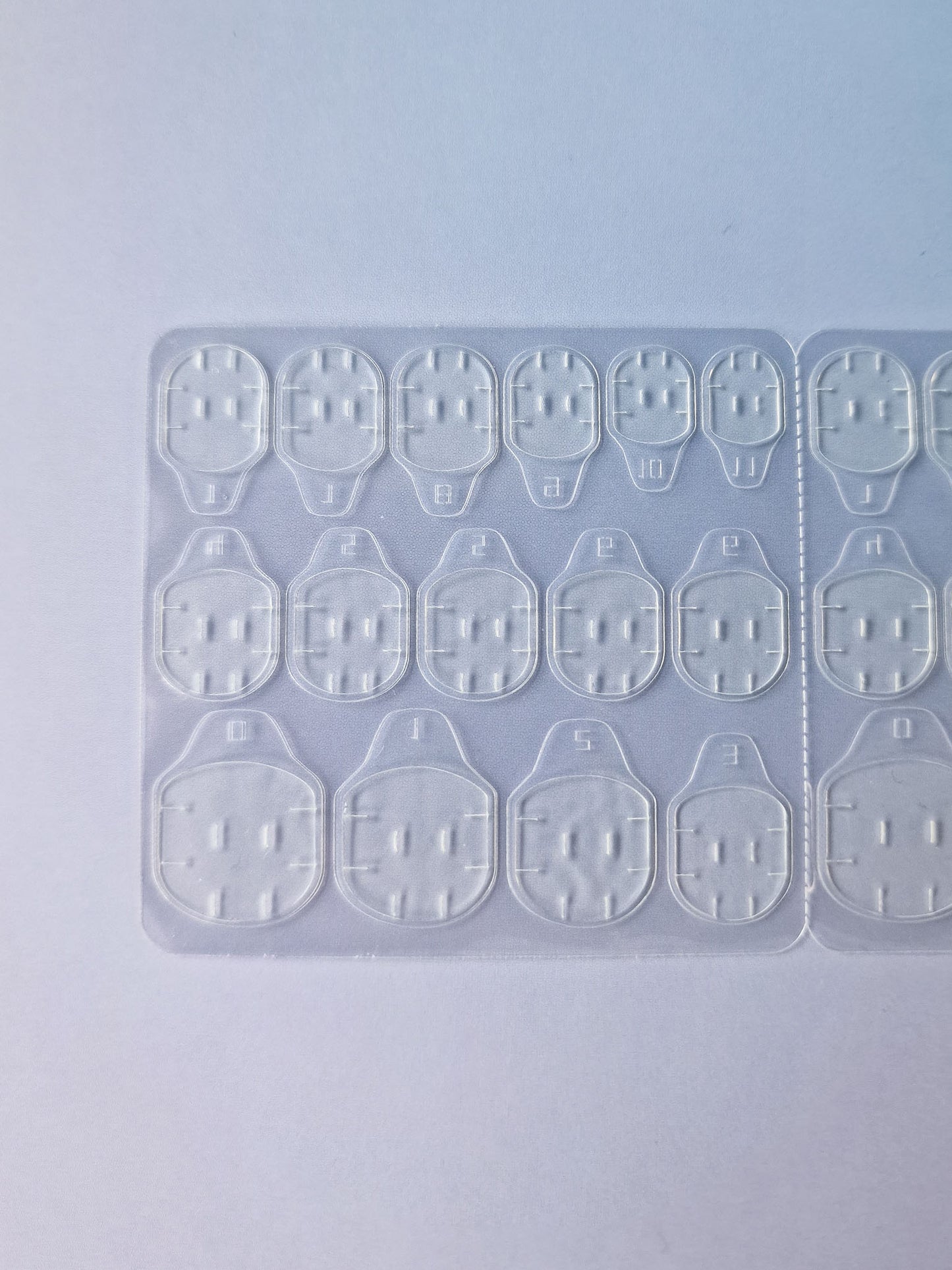 150 Klebepads S für Press-On Nails - 10 Bögen - Klebesticker