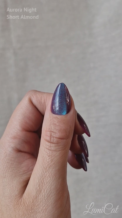 Aurora Night - Short Almond - Cat Eye Press-Ons