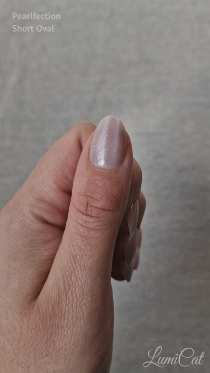 Pearlfection - Short Oval - Velvet Press-Ons
